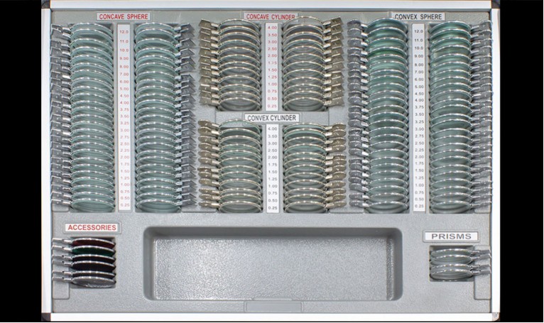 Набор пробных линз для офтальмологии (104 шт. линз)