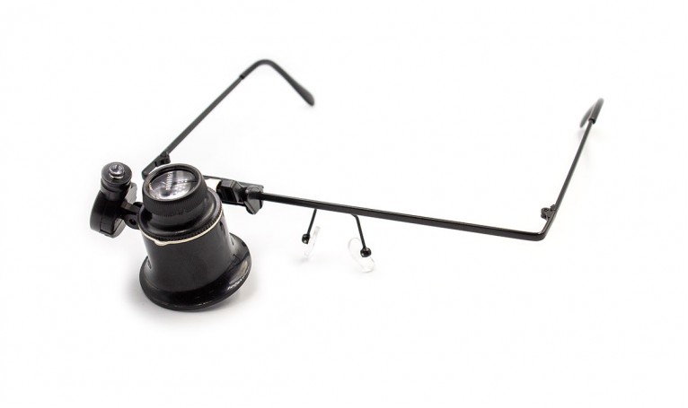 Очки-лупа в металле 9892А с подсветкой